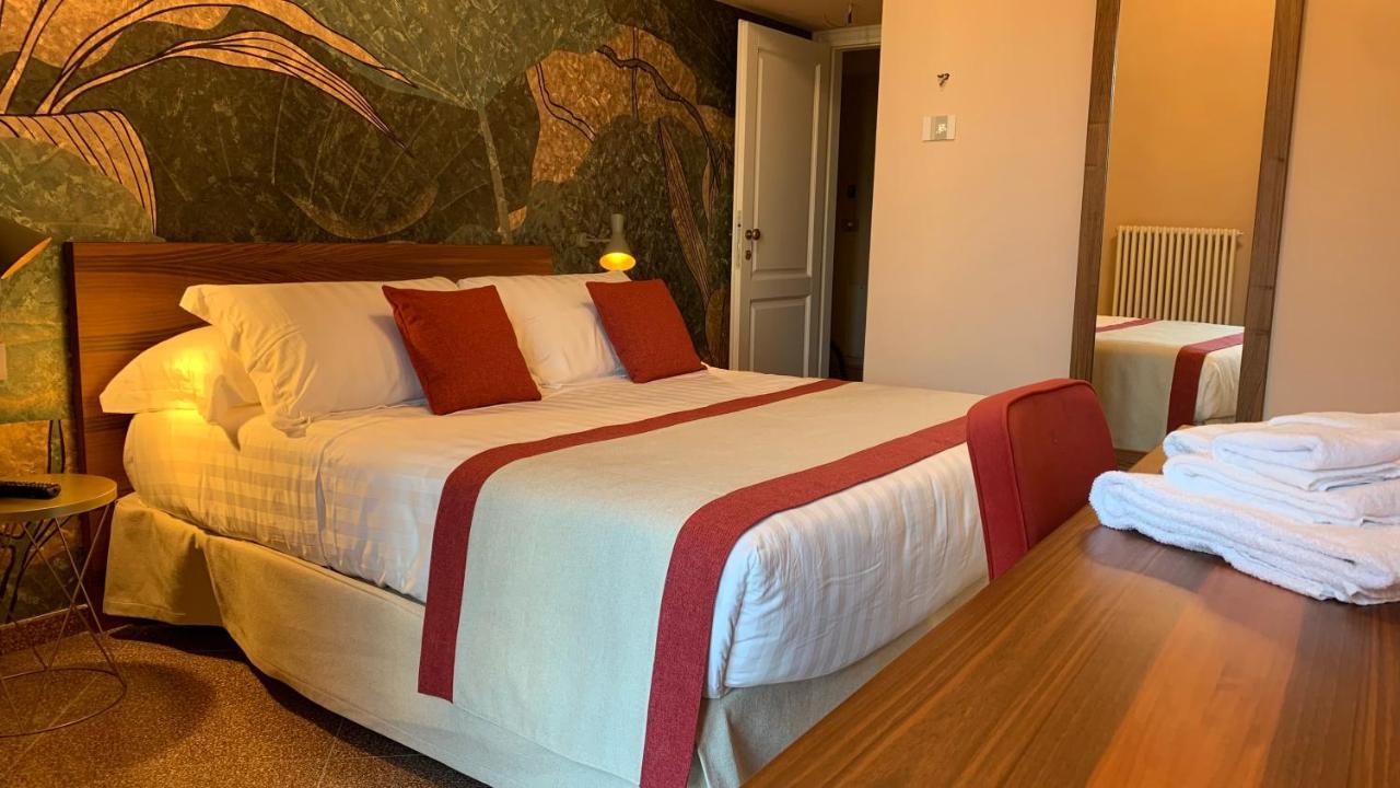 Dimora Del Leone Gaeta Bed and Breakfast Εξωτερικό φωτογραφία