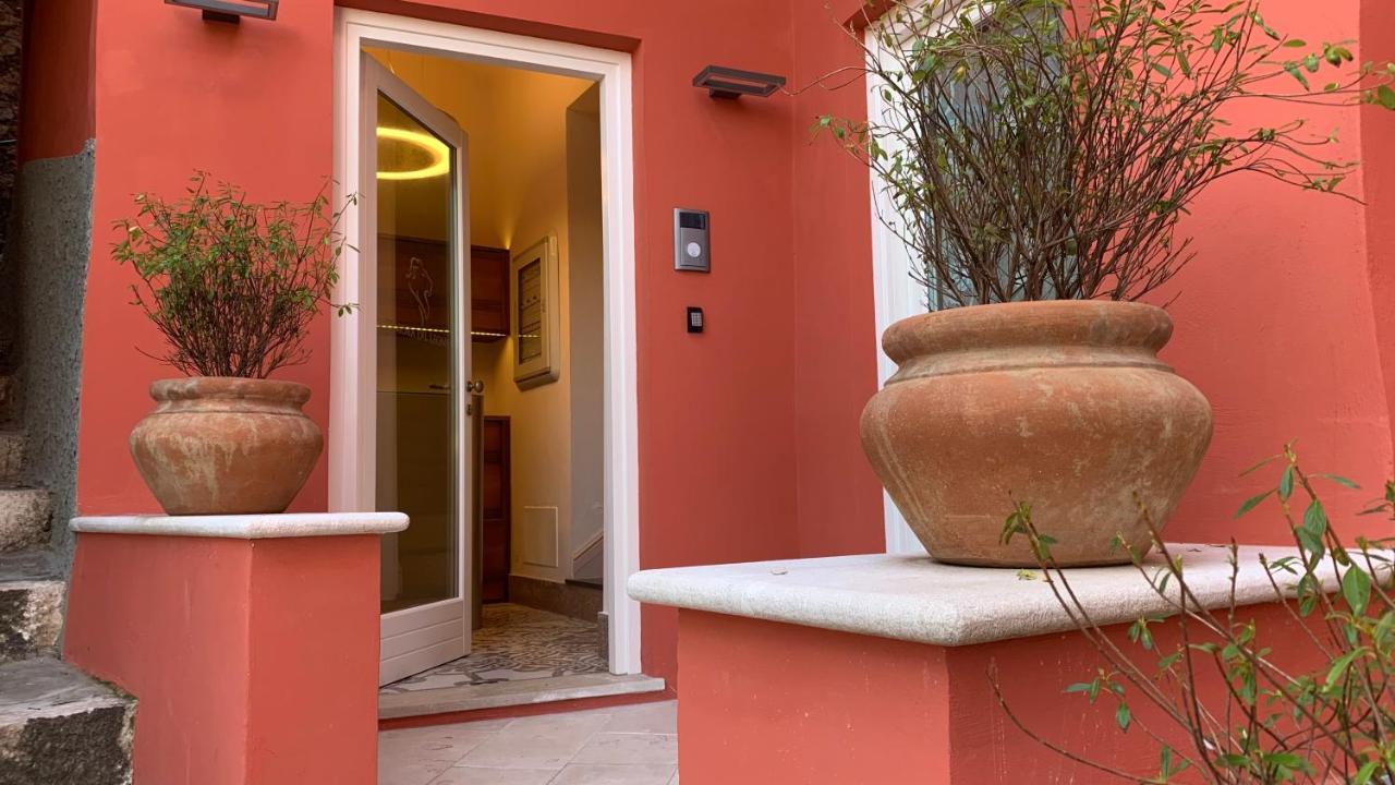 Dimora Del Leone Gaeta Bed and Breakfast Εξωτερικό φωτογραφία