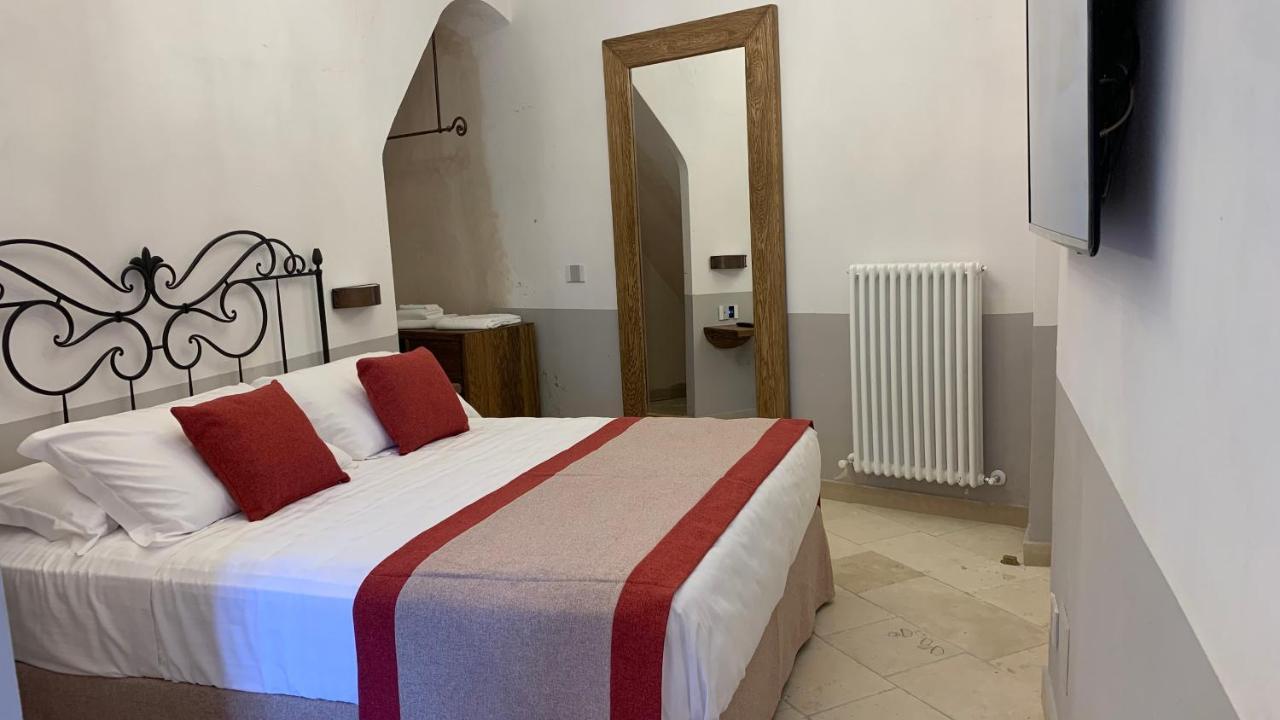 Dimora Del Leone Gaeta Bed and Breakfast Εξωτερικό φωτογραφία